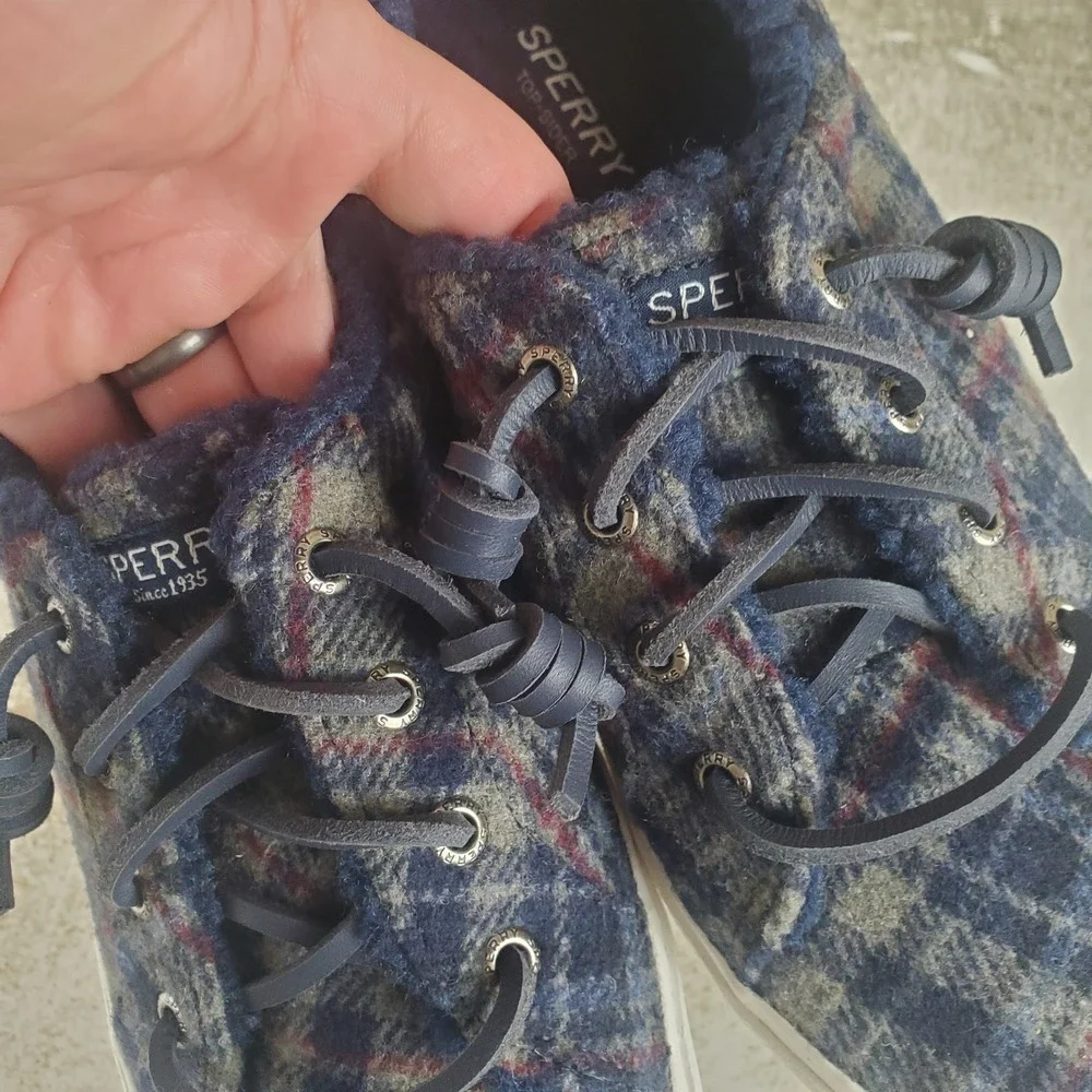 Sperry Top Sider Pier Wave LTT Teddy Wool Womens Shoes Sz 5.5 Navy Plaid Sneaker
